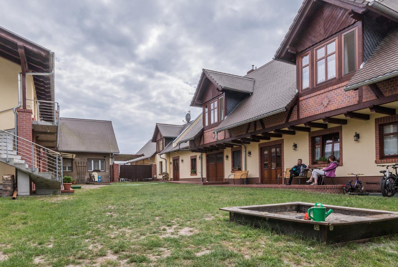 Gasthof zum Slawen Vetschau/Spreewald Exterior foto